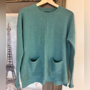 Tahari Cashmere Sweater